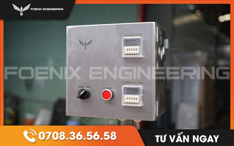 Bảng điều khiển lò nướng cho phép thiết lập nhiệt độ và thời gian tối ưu cho cách làm bánh mì đặc ruột