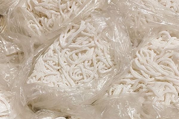 Bánh canh bột gạo không hút chân không