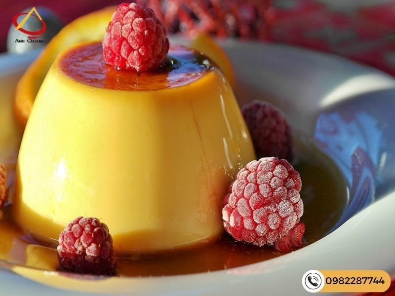 Bánh flan sữa đặc thành phẩm mịn màng và thơm ngon