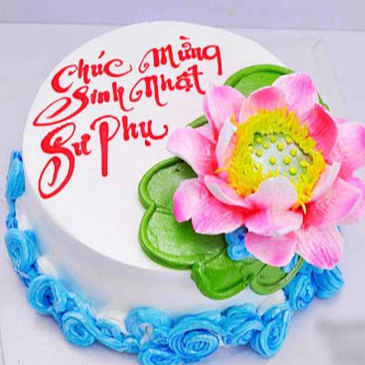 Bánh kem dâu tây tươi mát, lựa chọn hiện đại tặng thầy
