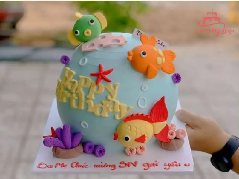 bánh kem hình con cá xanh dương