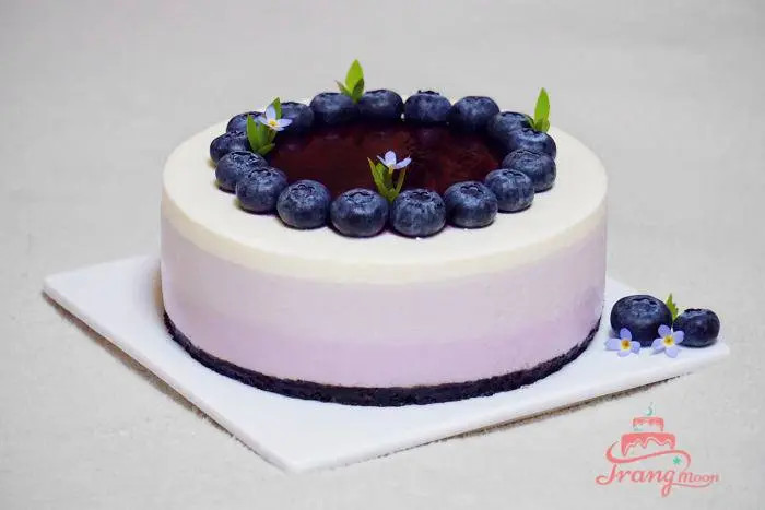 bánh kem tròn đơn giản chúc mừng sinh nhật chồng