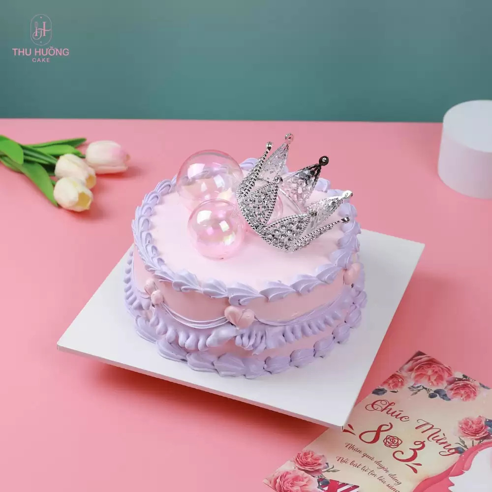 Bánh kem vương miện lấp lánh