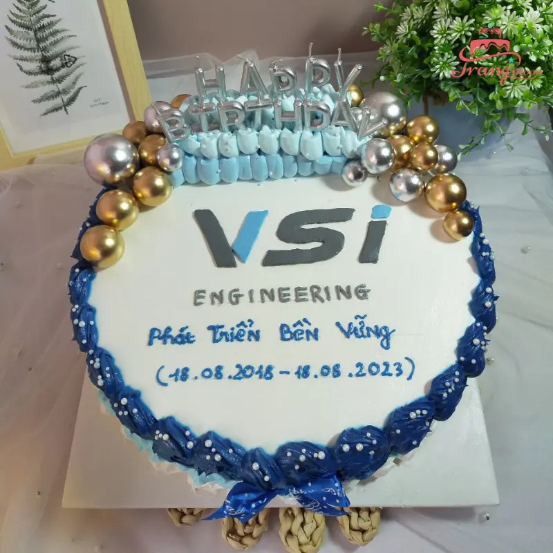 bánh kem xanh dương trang trí logo công ty chuyên nghiệp