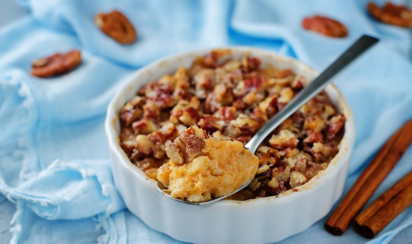 Bánh khoai lang yến mạch trứng gà cung cấp chất xơ và vitamin