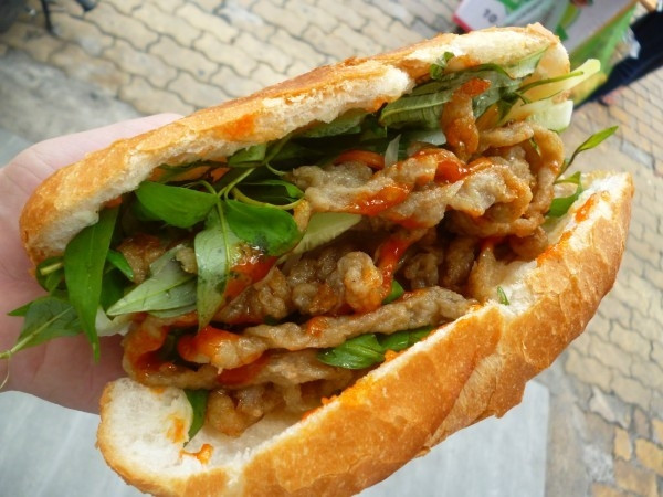 Bánh mì chả cá