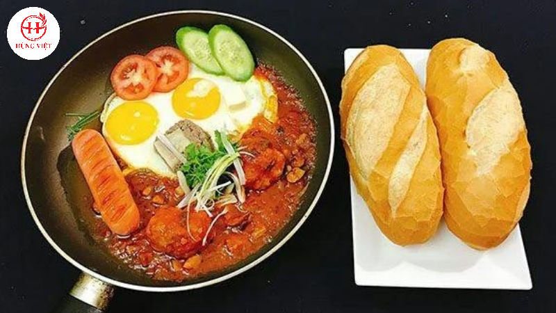 Bánh mì chảo xíu mại là món ăn được nhiều người yêu thích với nguyên liệu đơn giản