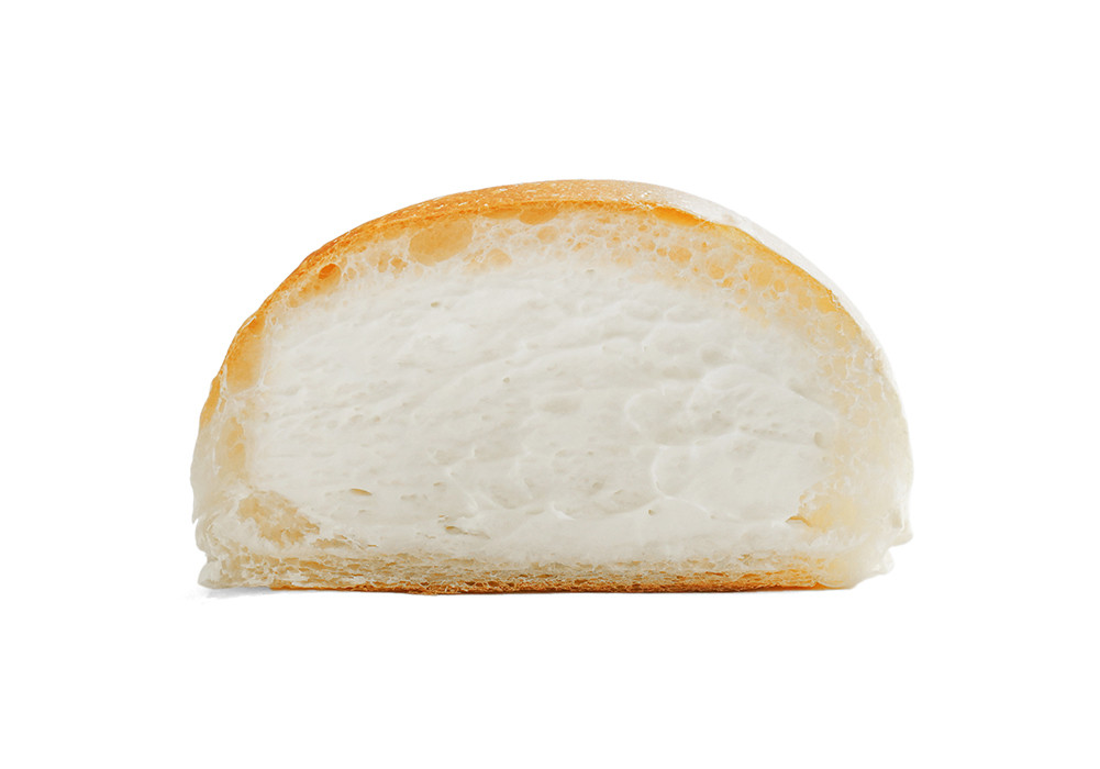 Bánh mì kem tươi với lớp nhân kem béo ngậy