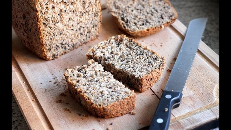 Bánh mì nguyên cám giúp no lâu và kiểm soát đường huyết