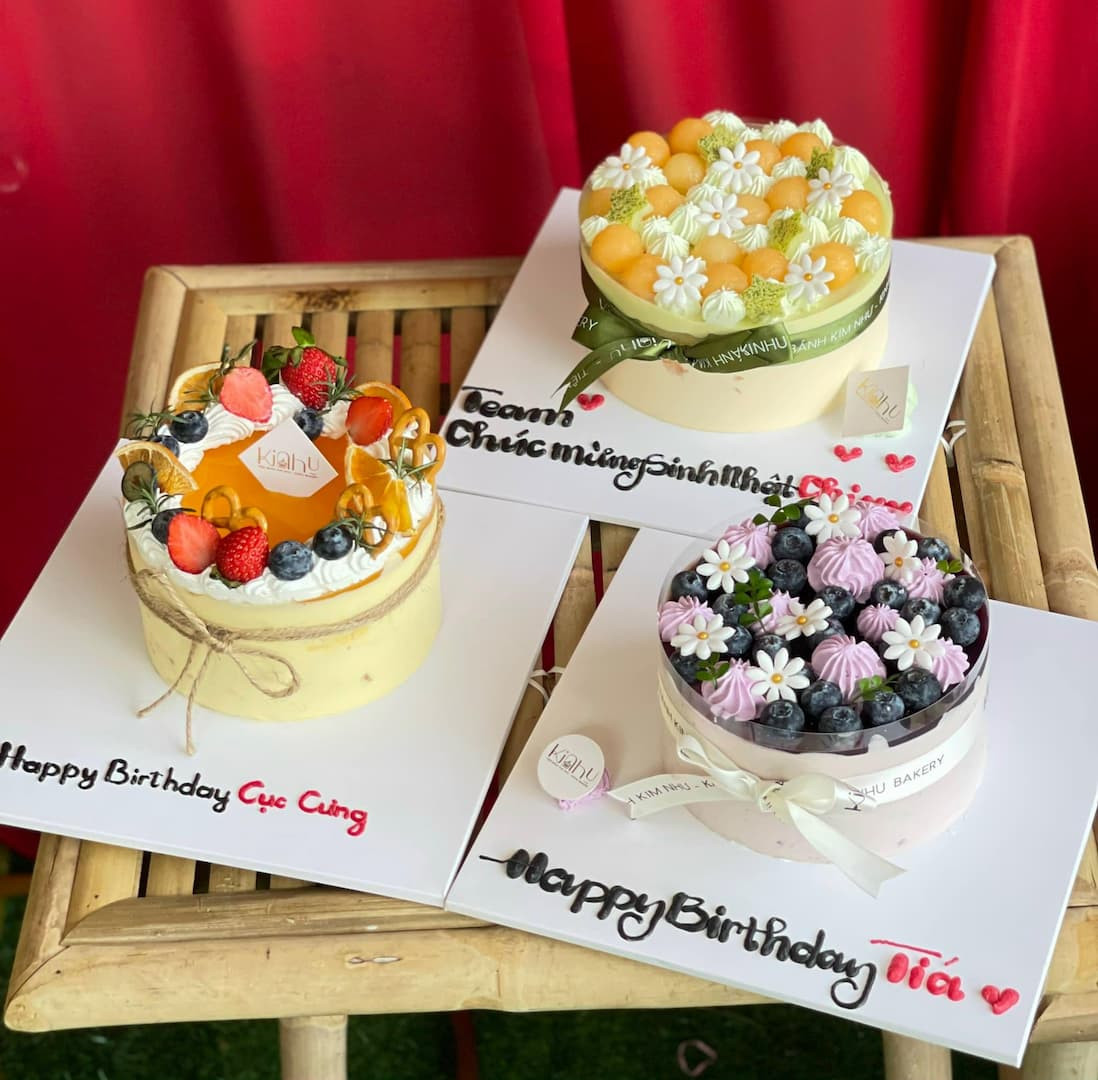 Bánh sinh nhật mousse chanh dây dưa lưới cho nam