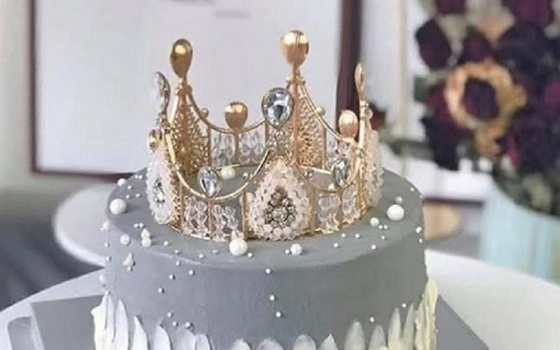 Bánh sinh nhật vương miện công chúa lộng lẫy