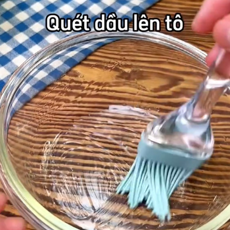 Bánh sữa tươi chiên với trứng gà