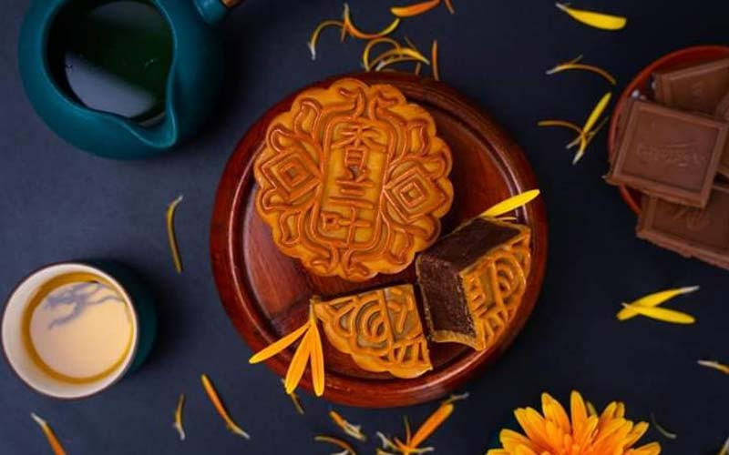 Bánh trung thu nhân đậu đỏ tươi ngon