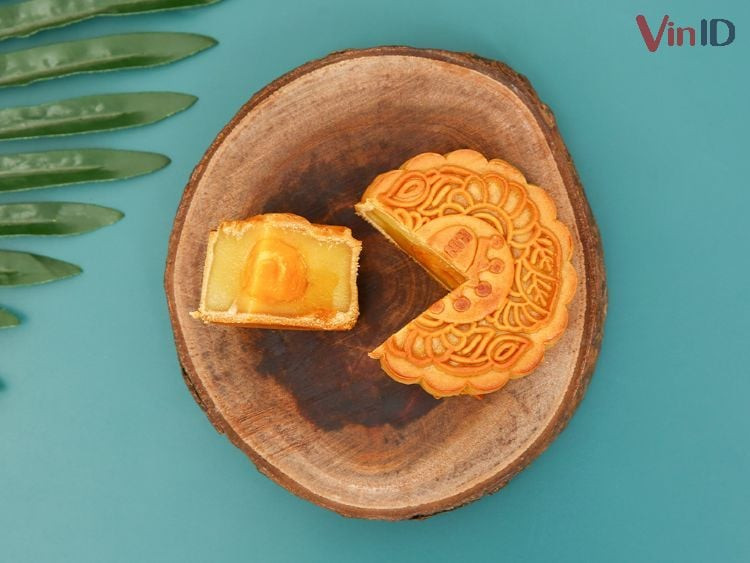 Bánh trung thu nhân sầu riêng một trứng thơm ngon