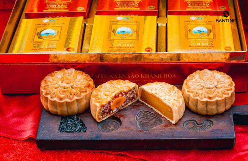 Bánh trung thu nhân yến sào cao cấp