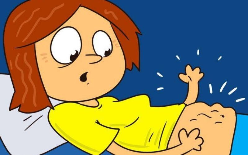 Bánh trung thu và tách trà, mẹo ăn bánh trung thu bao nhiêu gam hợp lý