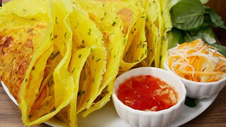 Bánh xèo miền Nam phong phú