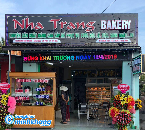 bien-hieu-tiem-banh-10
