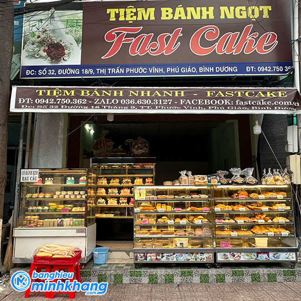 bien-hieu-tiem-banh-4