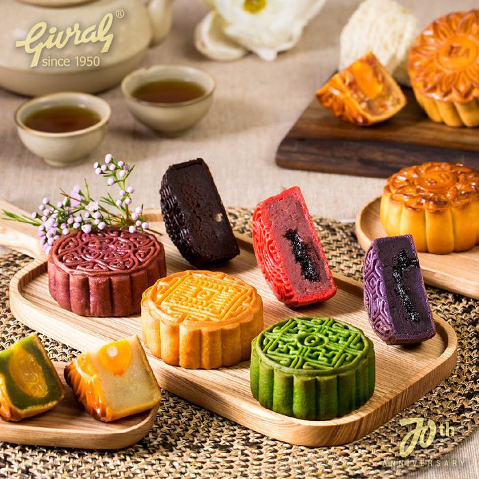 Bộ sưu tập bánh trung thu Givral với mẫu mã sang trọng