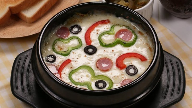 Đế bánh pizza khoai lang độc đáo và bổ dưỡng