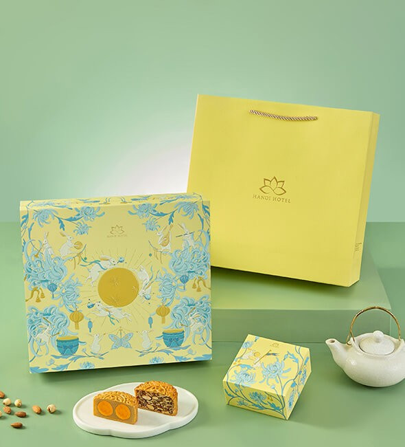 Hộp 4 bánh trung thu cỡ lớn Classic của khách sạn Hà Nội