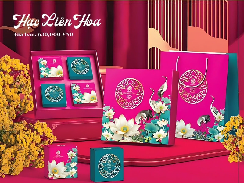 Hộp Hạc Liên Hoa của bánh trung thu Diêm Thuận với họa tiết tinh tế
