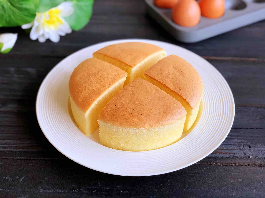 Làm bánh bông lan bằng nồi chiên không dầu mềm xốp