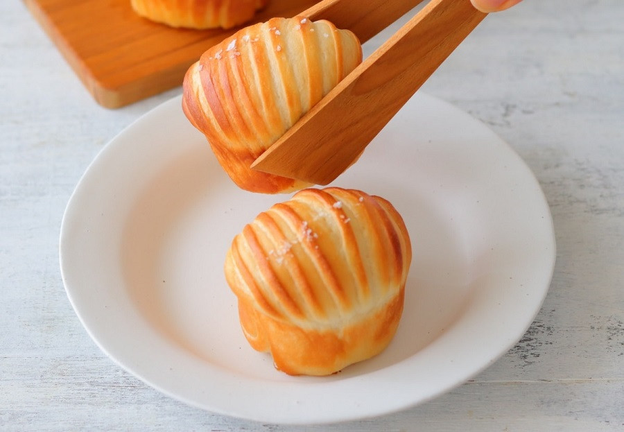 Làm bánh mì bơ sữa bằng nồi chiên không dầu ngon