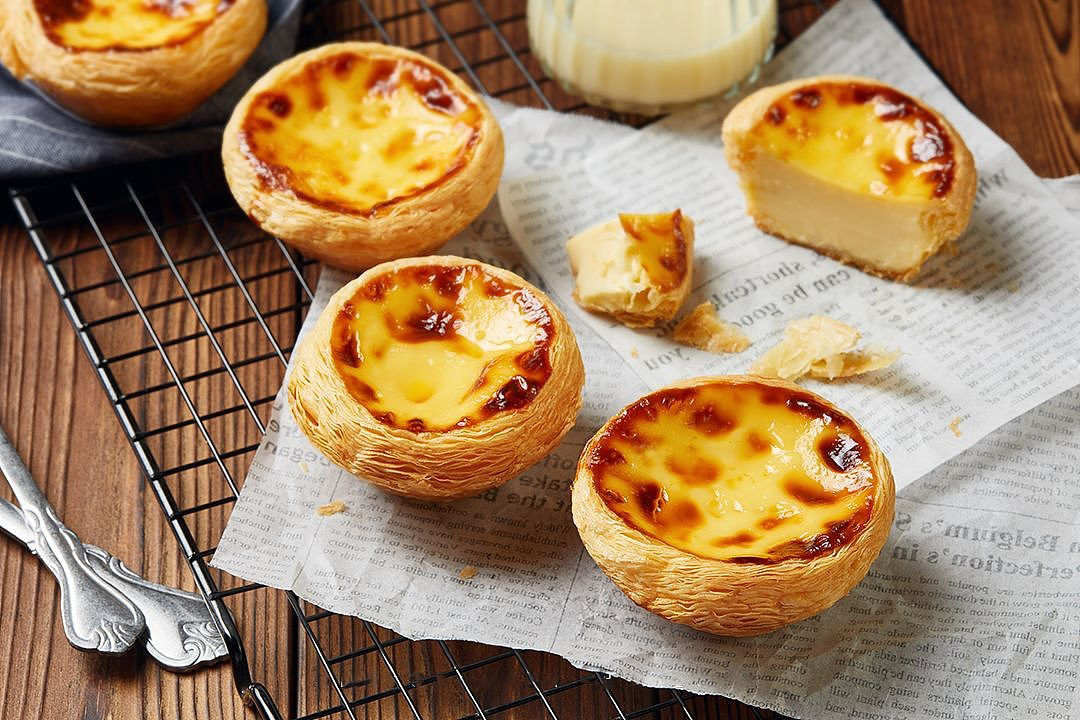 Làm bánh tart trứng bằng nồi chiên không dầu tại nhà