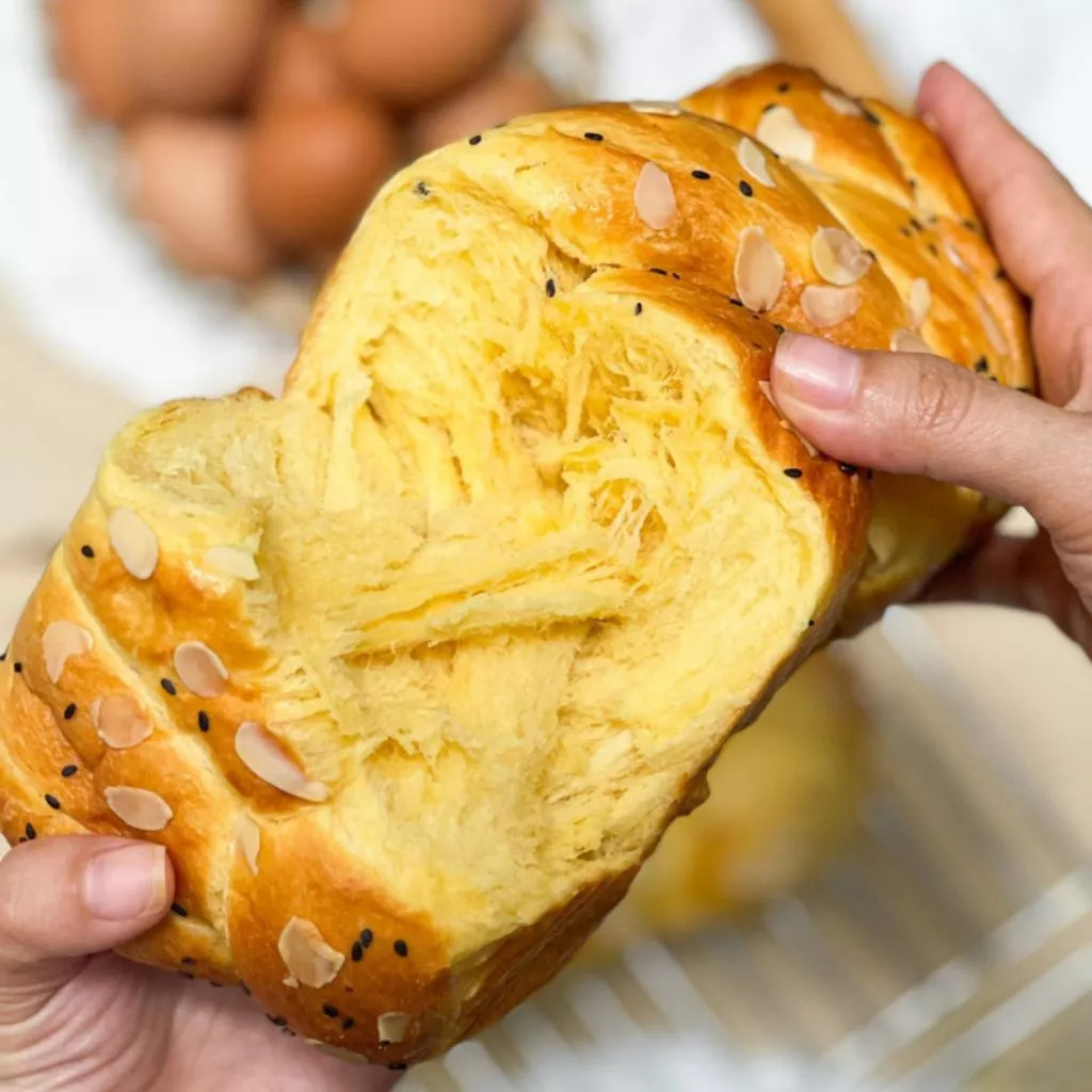 lợi ích sức khỏe và đối tượng sử dụng bánh mì hoa cúc