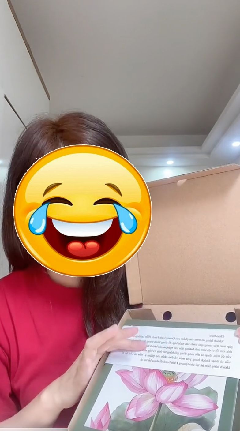 Lời xin lỗi về bao bì bánh trung thu Quang Linh Vlogs