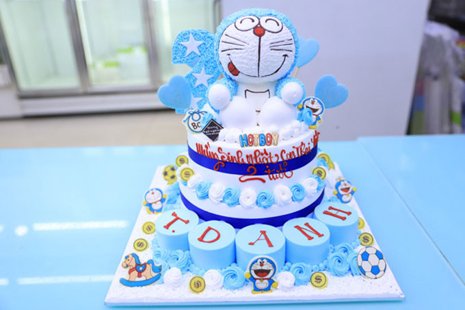 Mẫu bánh tạo hình 3D 2 tầng độc đáo
