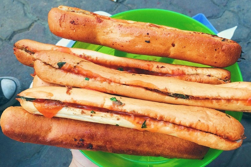 Nếu bạn muốn thưởng thức một món bánh mì que khác biệt, đây chính là lựa chọn hàng đầu cho bạn