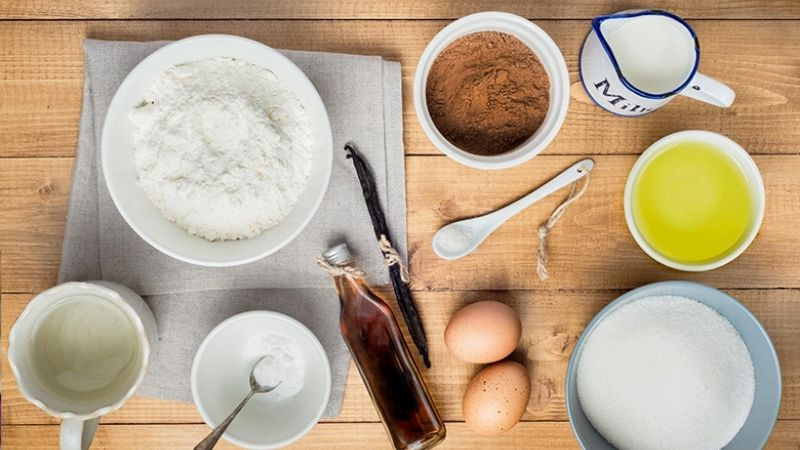 Nguyên liệu làm bánh bông lan bằng nồi chiên không dầu không cần bột bắp