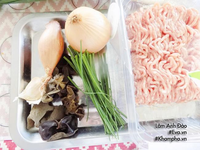Nguyên liệu tươi ngon chuẩn bị cho nhân bánh cuốn thịt mộc nhĩ