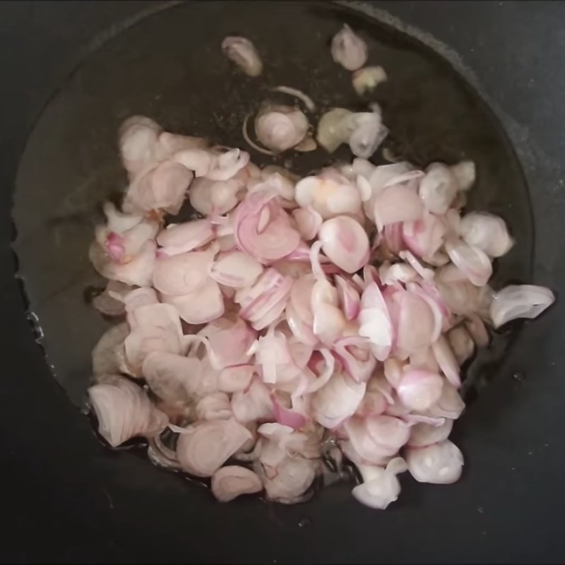 Phi hành tím giòn tan cho món bánh tráng trộn