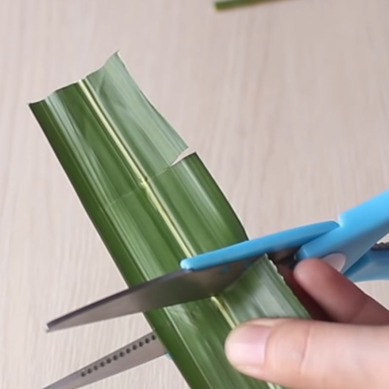 Quy trình làm khuôn bánh xu xê truyền thống