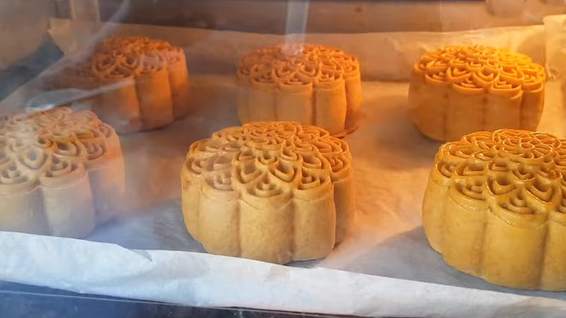 Quy trình nướng bánh trung thu mochi nhiều lần