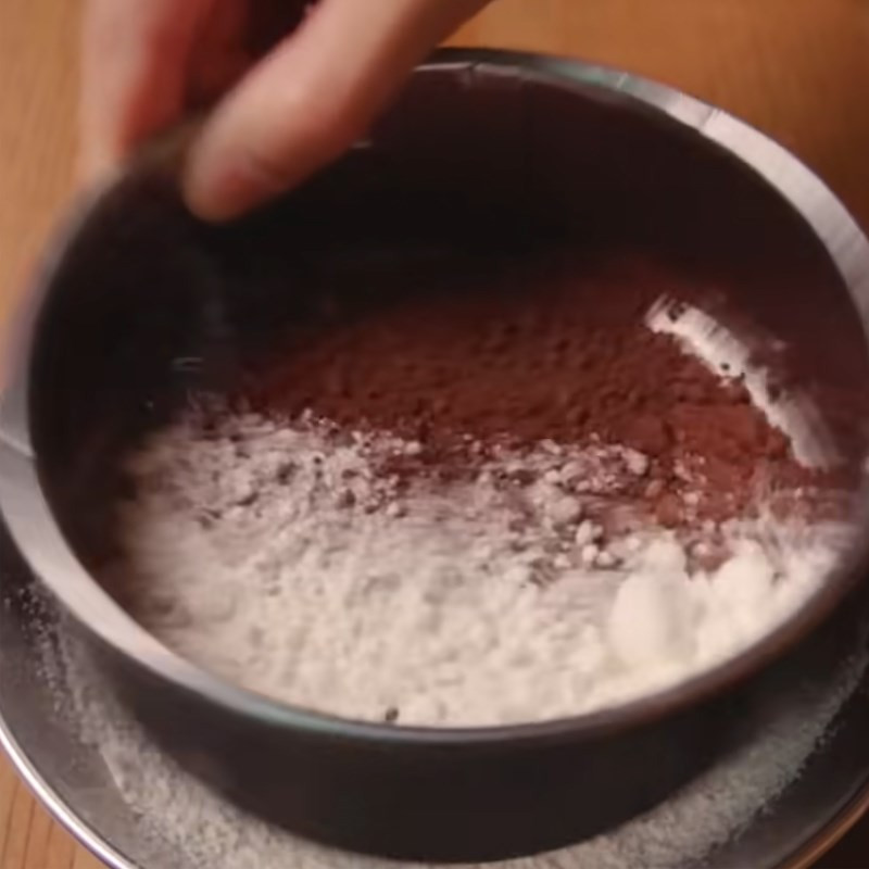 Rây bột mì và bột cacao