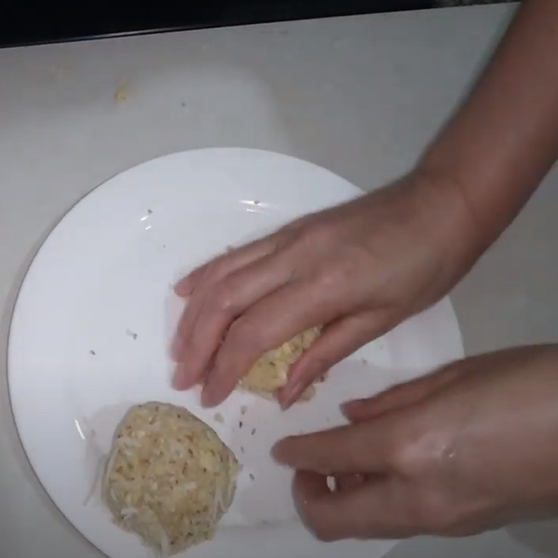 Sên nhân bánh bao đậu xanh