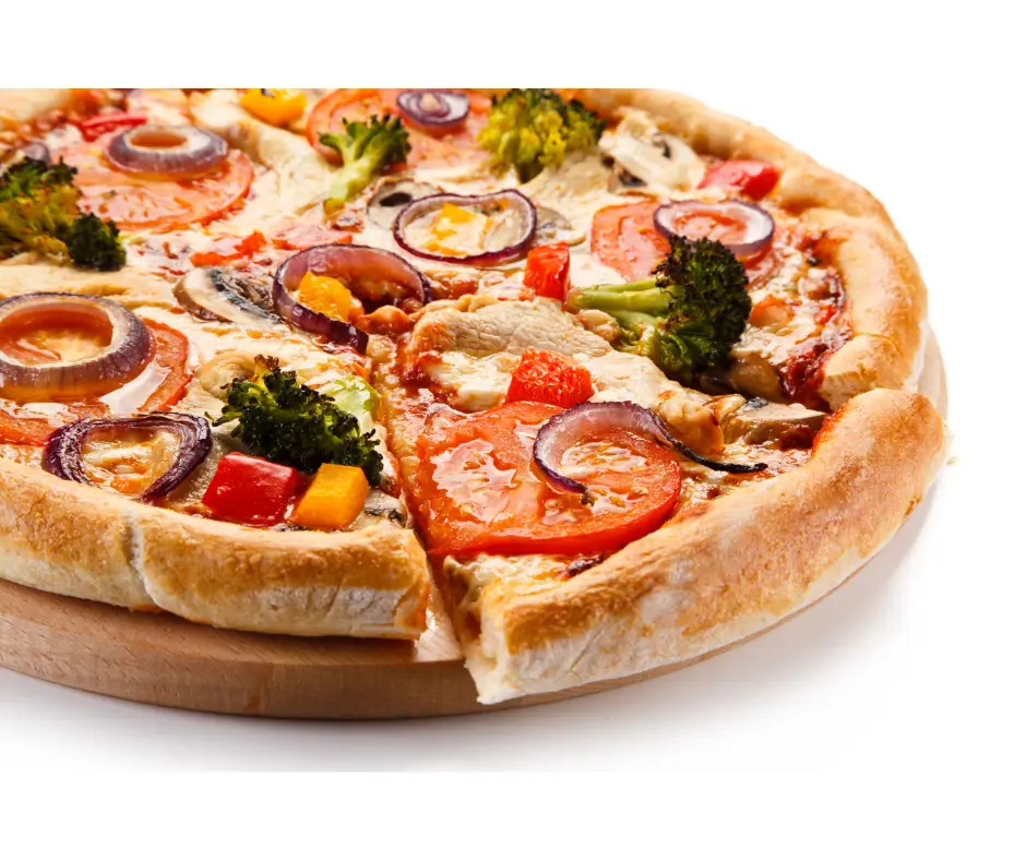 Thành phẩm bánh pizza thập cẩm hấp dẫn