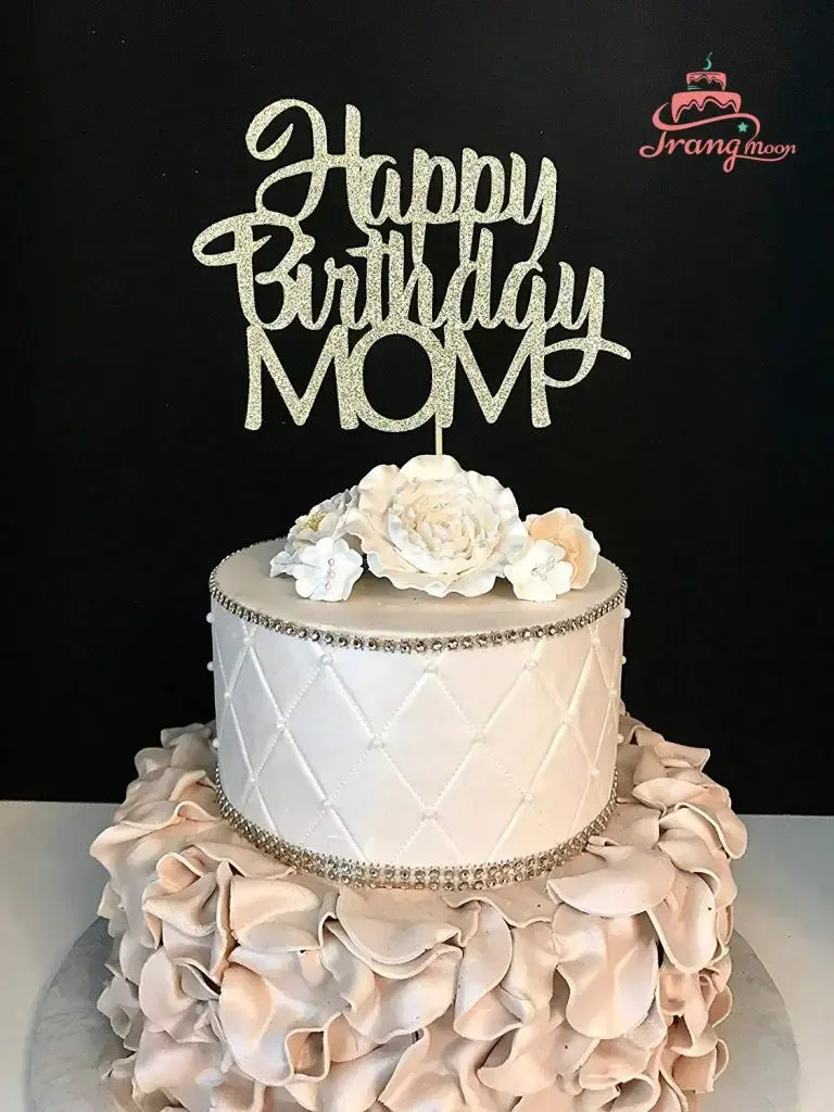 Thiết kế bánh kem sinh nhật tặng mẹ với hoa hồng fondant tinh xảo