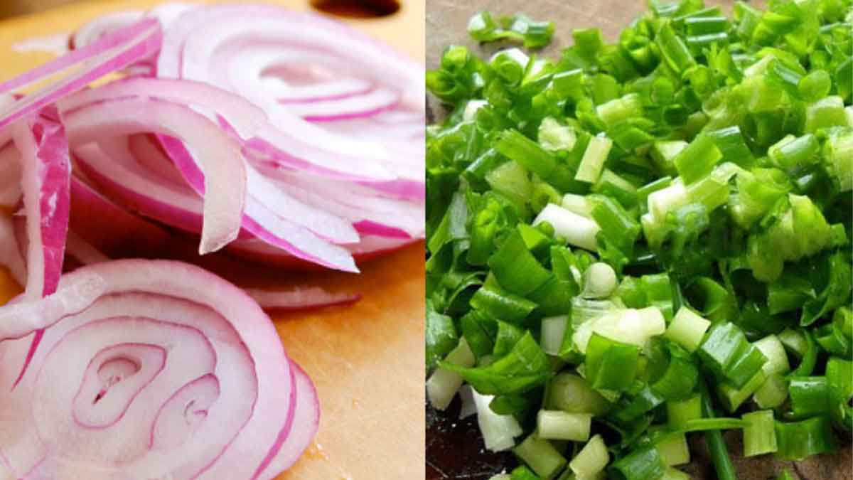 trải trứng hành sa tế lên bánh tráng nướng Đà Lạt