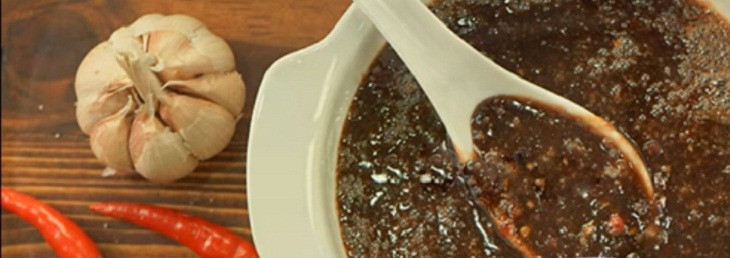 Xào thịt băm và làm sốt mắm ruốc chuẩn vị