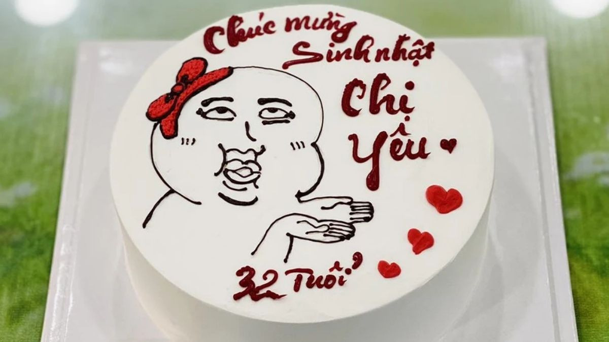 Ảnh chúc mừng sinh nhật troll với biểu cảm hài hước của bé gái ngộ nghĩnh, gây cười bất ngờ