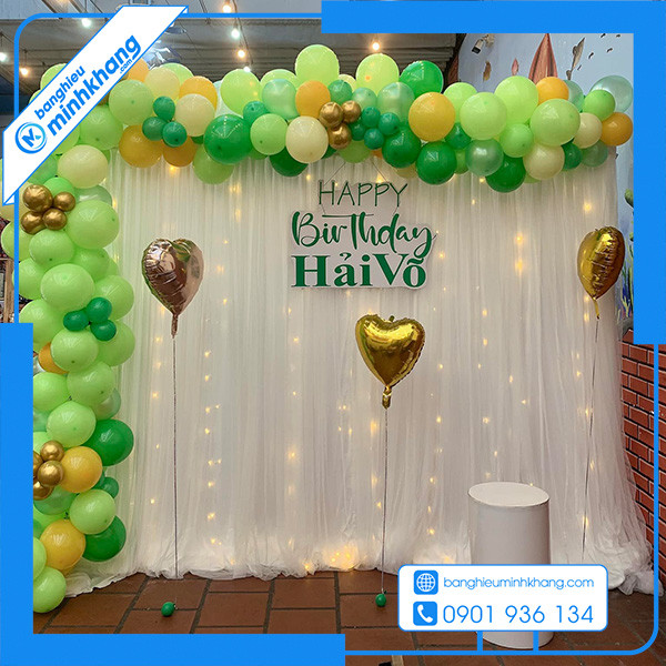 Backdrop sinh nhật người lớn đơn giản