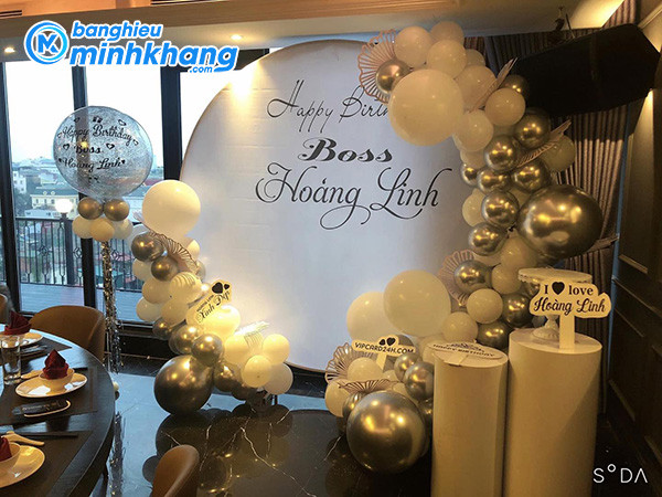 Background sinh nhật sếp Hoàng Linh