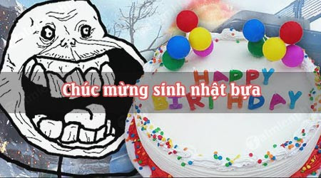 Bạn bè cười đùa vui vẻ khi nhận troll lời chúc sinh nhật bá đạo