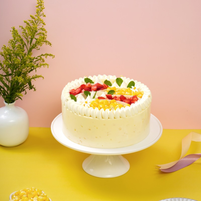Bánh kem bắp dâu tây cho bé trai 10 tuổi, hương vị đặc trưng